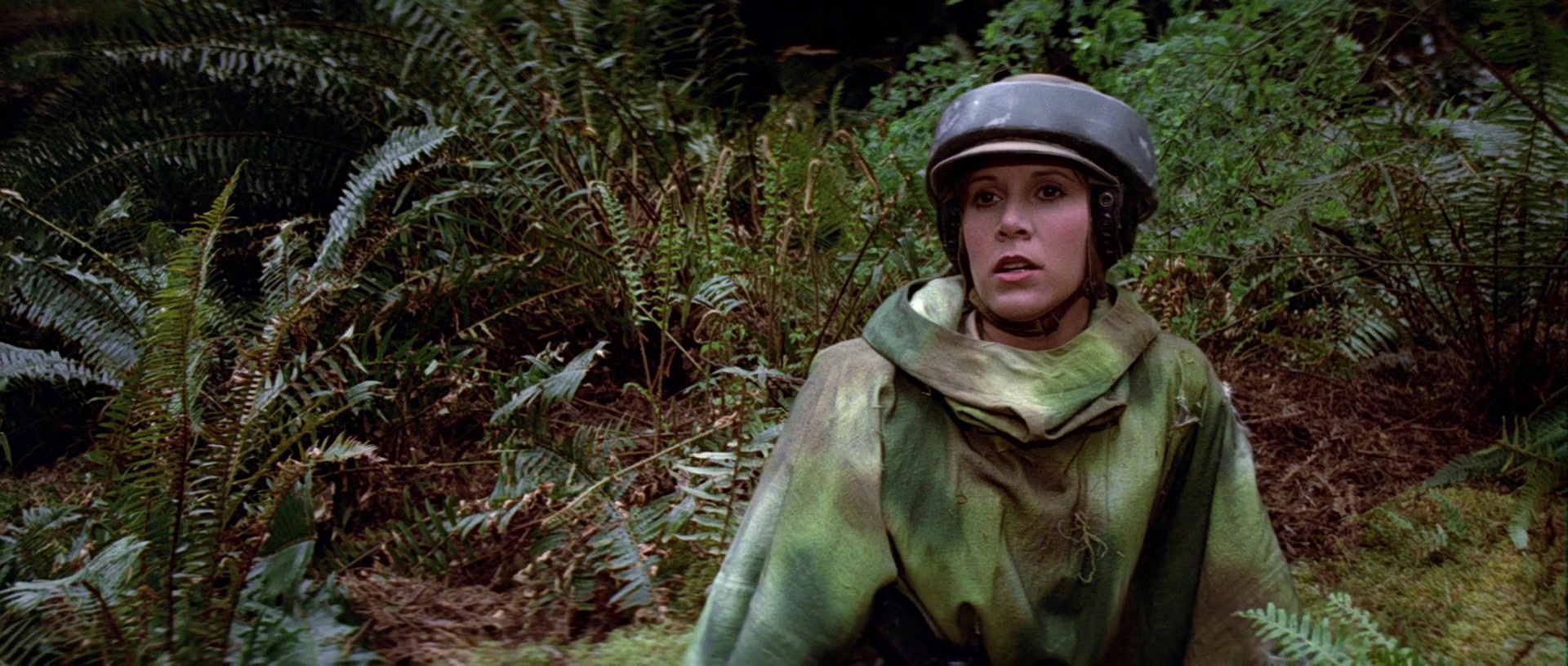 Кэрри Фишер В Бикини – Звёздные Войны - Эпизод 6 – Возвращение Джедая 1983