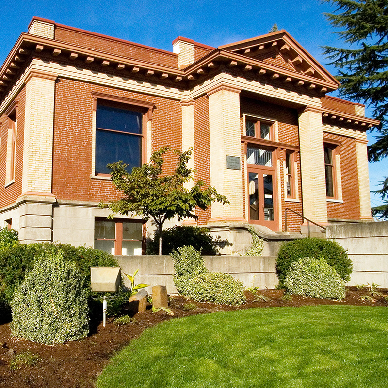 Top Real Estate Business in Newberg Oregon