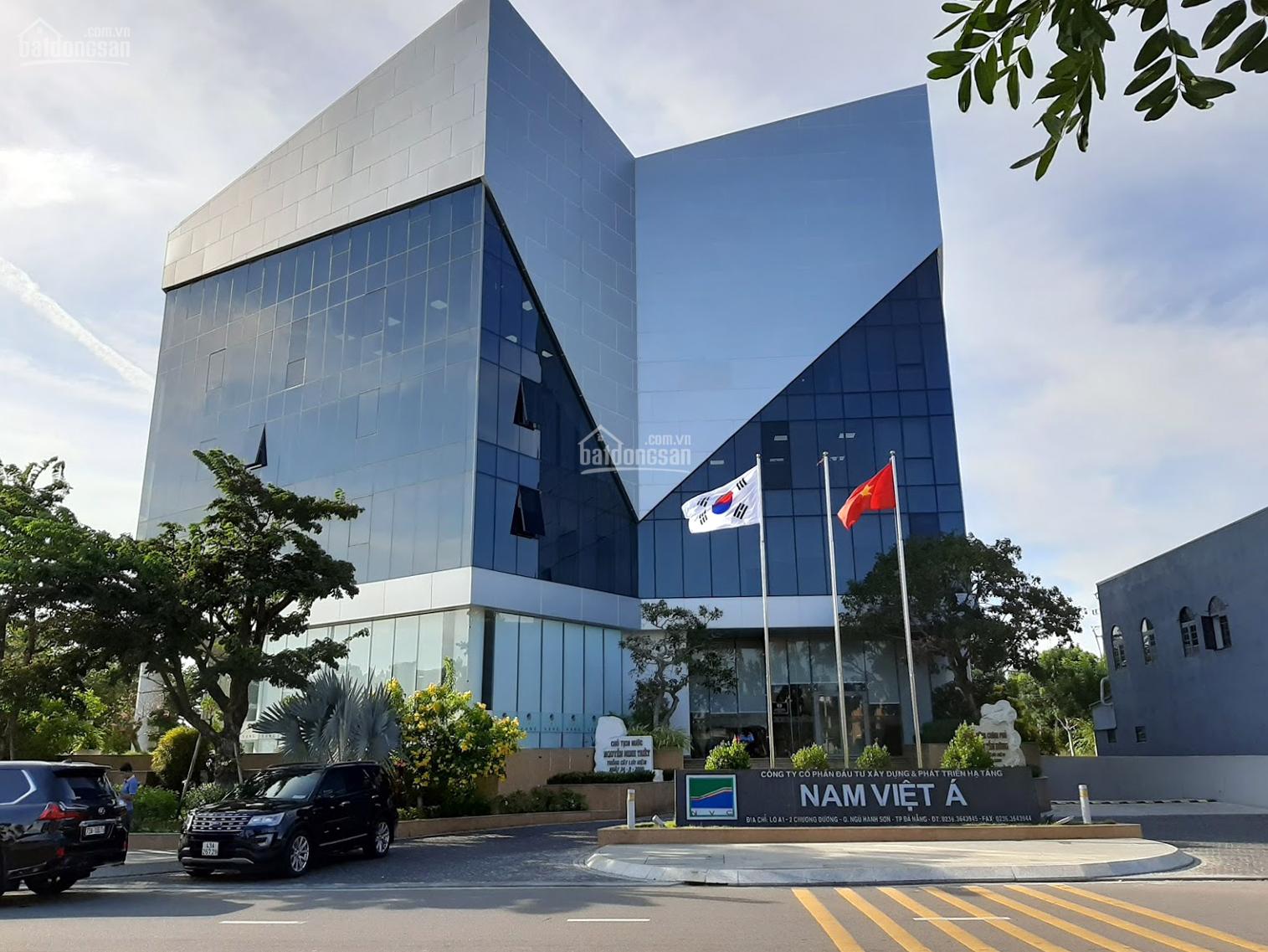 Trụ sở Công ty CP Đầu tư Xây dựng và Phát triển hạ tầng Nam Việt Á trong khu đô thị