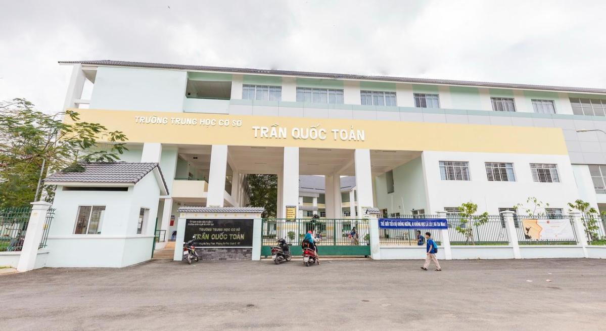 Trường THCS Trần Quốc Toản trong KĐT An Phú - An Khánh