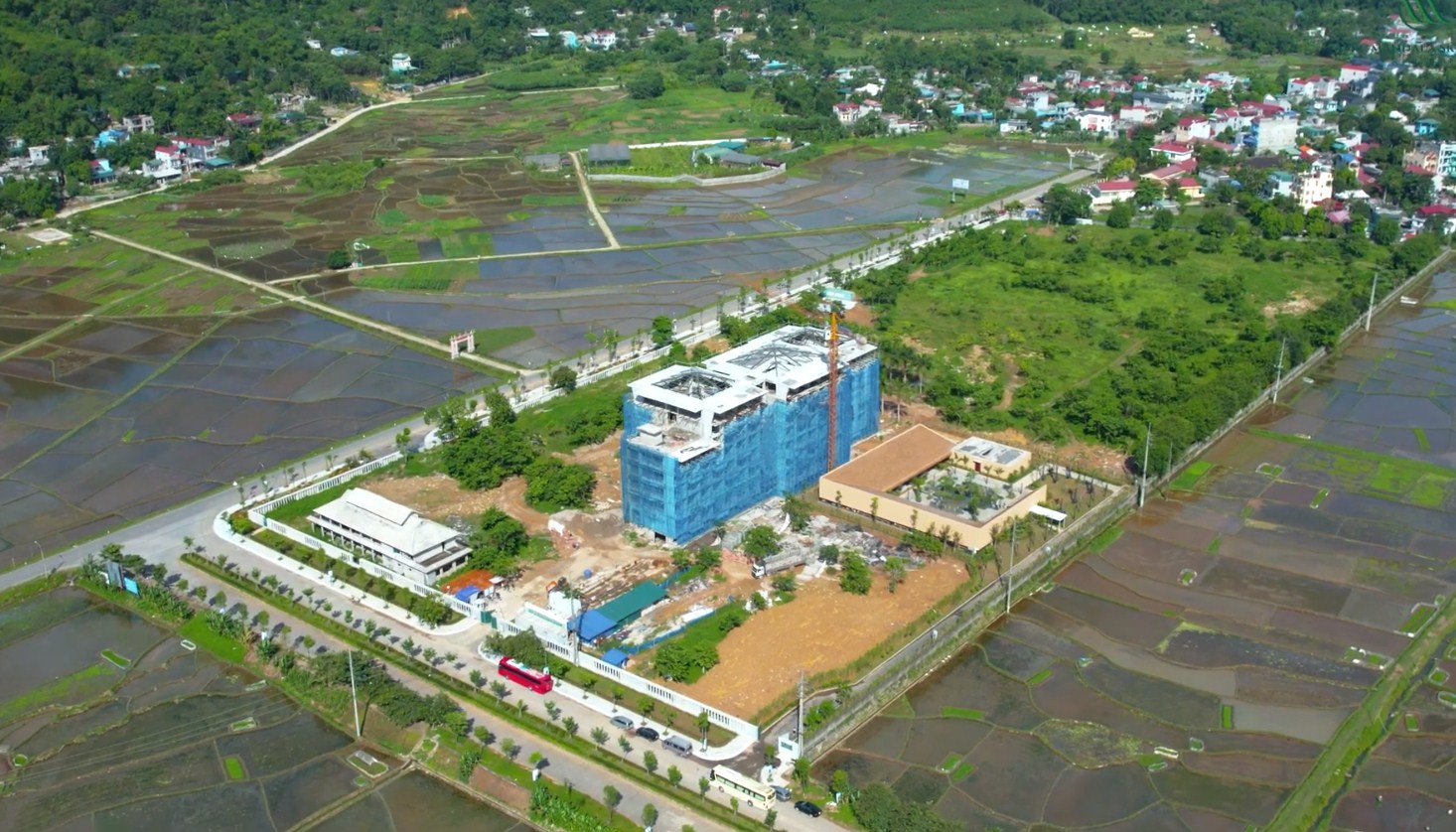 Tiến độ dự án APEC Mandala Sky Villas Kim Bôi tháng 7/2021