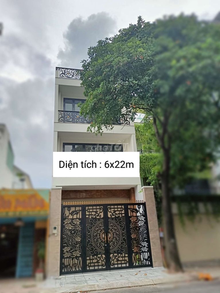 Nhà Đẹp Q.tân Phú, 2 Lầu+St, 6X22M