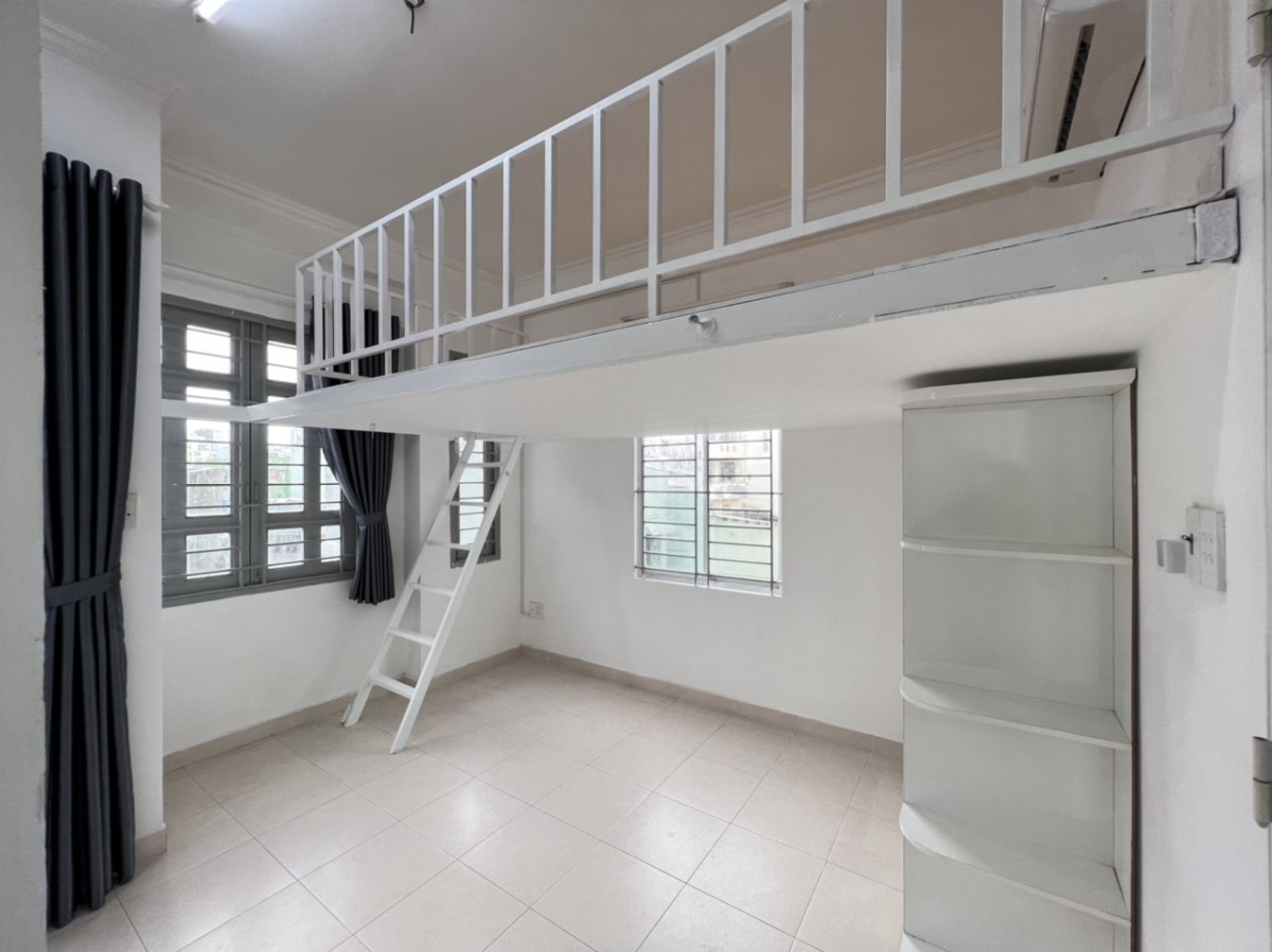 Duplex Ban Công - Full Nt Ở Phú Nhuận Gần Sân Bay