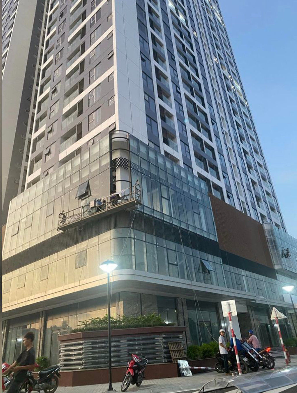 Chính Chủ Cần Bán Căn Hộ Rộng Gần 68M2, 2 Ngủ Tại Hoàng Huy Grand Tower. Lh 0354.111.039