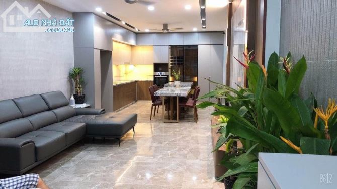 Nhà Ngộp - Cô8 Bánnhà Mt Nguyễn Trọng Tuyển, Q.phú Nhuận 70M2 , Hxh Giá Hơn 3 Tỷ