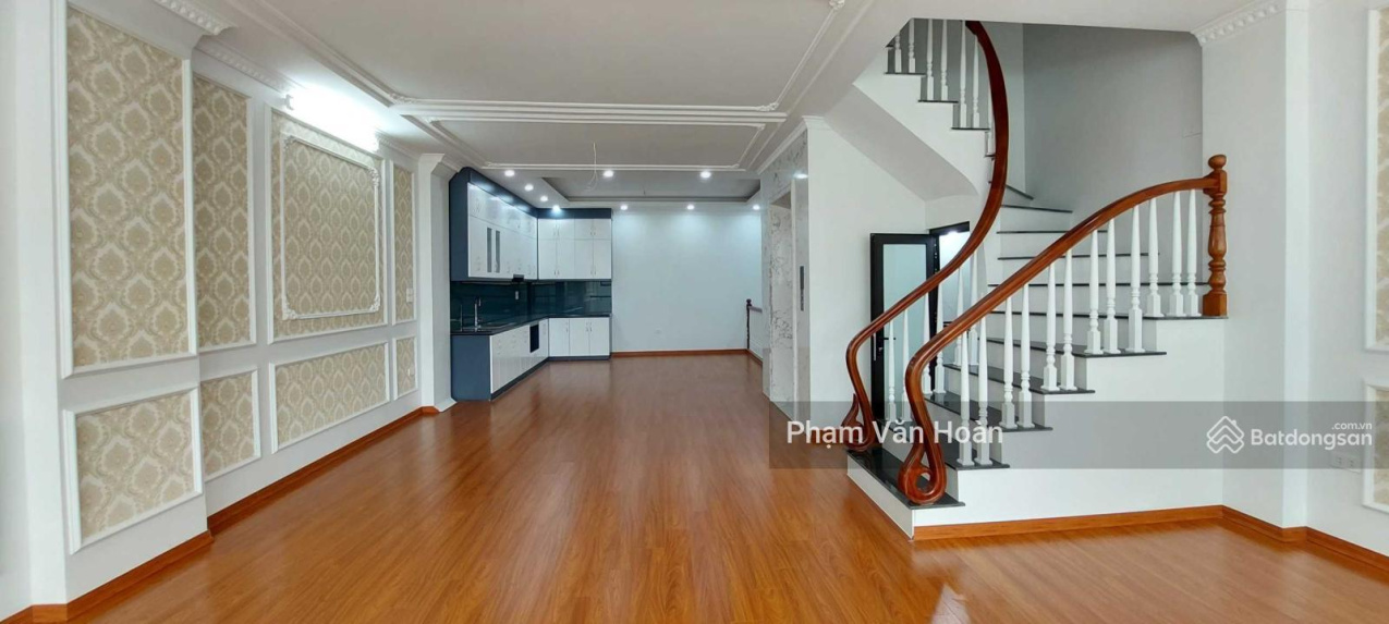 Nhà 90M Xây 5 Tầng, Thang Máy, Gara 4 Ô Tô Kinh Doanh Tốt Ở Mp Phúc Lợi Long Biên, Hà Nội 18.5 Tỷ
