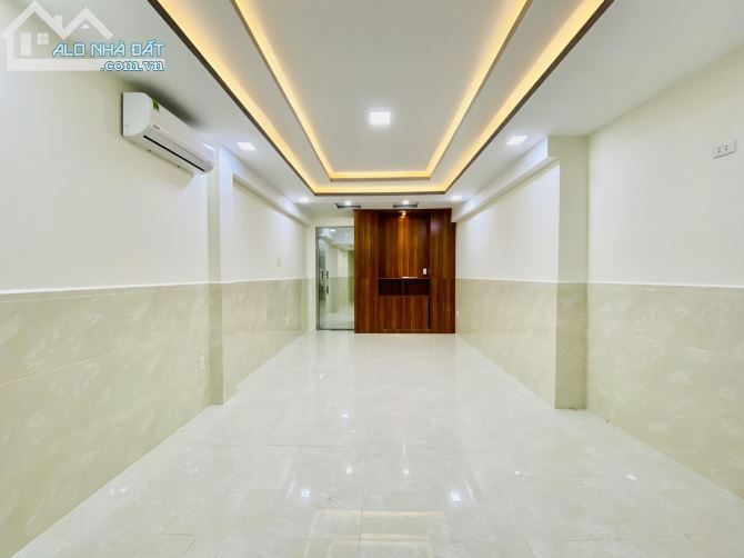 Bán nhà MT Q.Phú Nhuận sát bên Công Viên Gia Định, 60m2, Giá chỉ 9,3 tỉ TL