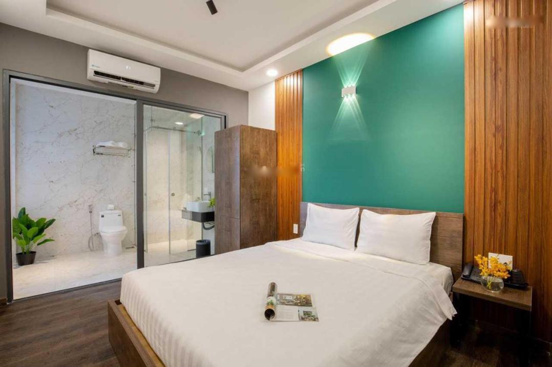 Bán Khách Sạn Mặt Tiền Bình Quới P27 Bình Thạnh, Hầm 7 Lầu. 6.2 Dài 17M, Giá, 30 Tỷ T/L