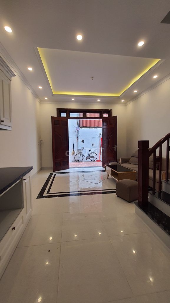 Bán Nhà Bát Khối, Mới Đét,35Mx5Tg Oto Đỗ Xịch Cổng