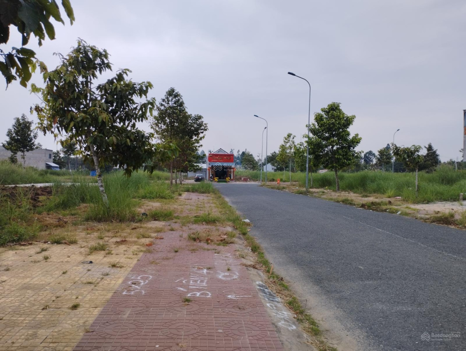 Bán Nền Sạch Đẹp Kdc Trung Tâm Huyện Vĩnh Thạnh