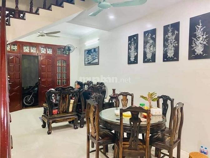 Bán Nhà Phố Võng Thị Tây Hồ, Ở Luôn - Lô Góc, 57M2 Giá 4.3 Tỷ