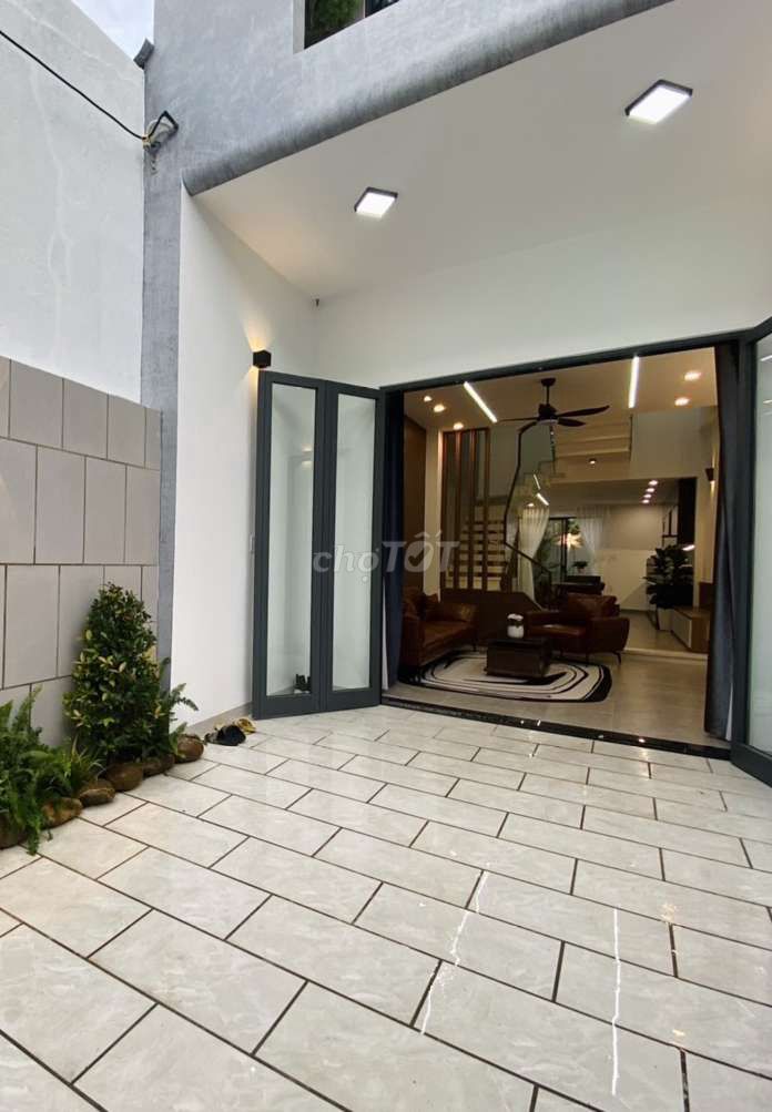 3573945 ảnh đại diện 2