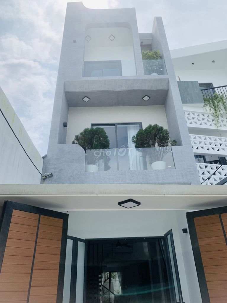 3573954 ảnh đại diện 1