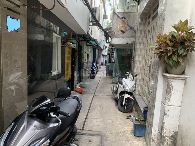 Bán Nhà 1/ Đường Văn Thân. Q6..