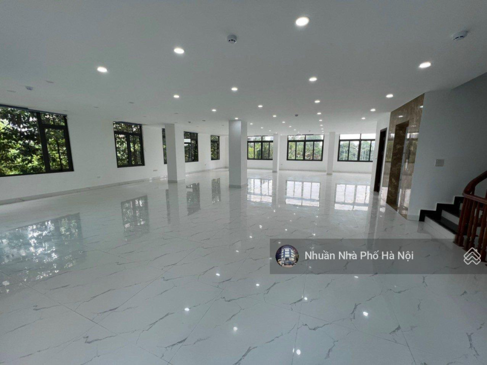 Cho Thuê Tòa Building Nam Trung Yên - Đường Nguyễn Chánh - Hn. Dt 150M2, 8 Tầng, 1 Hầm, Thông Sàn