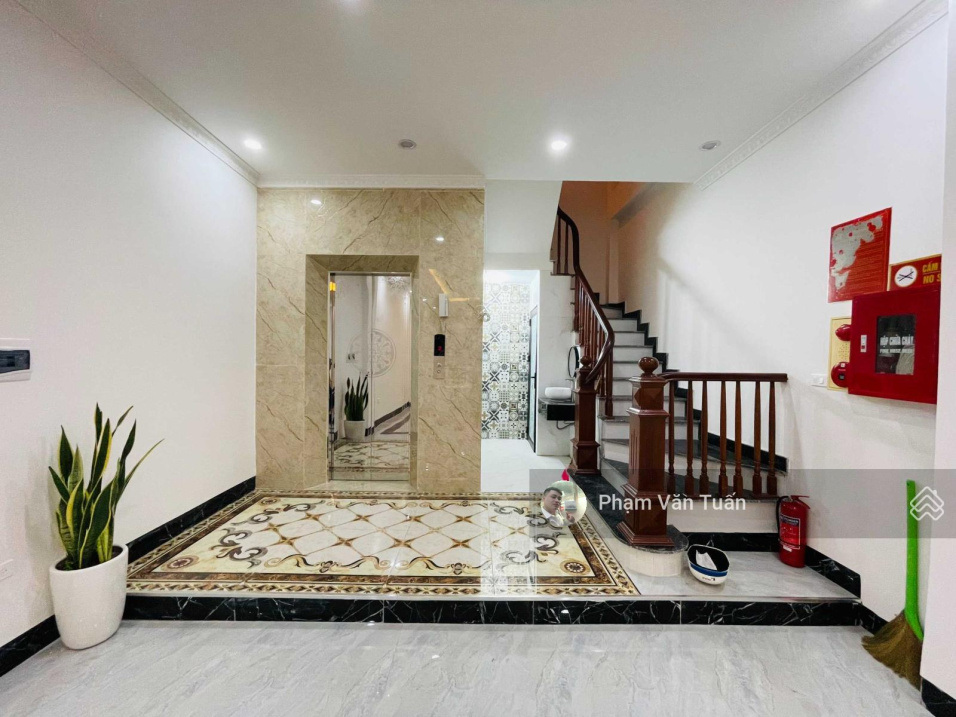Bán Tòa Văn Phòng, Kinh Doanh 85M2X8T. Ôtô Vào Nhà Và Đậu Đỗ Phố Trung Kính, Vũ Phạm Hàm, Cầu Giấy
