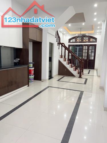 3598722 ảnh đại diện 1