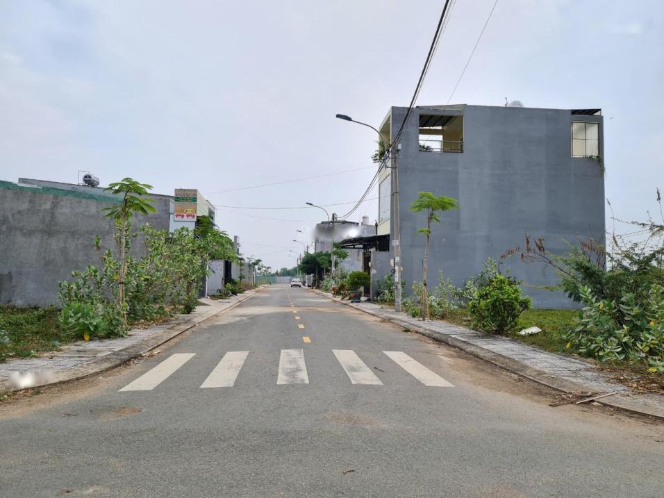 Đất Thổ Cư Quận 9, Sổ Hồng Riêng. Dt 52M2. Giá 1Ty930