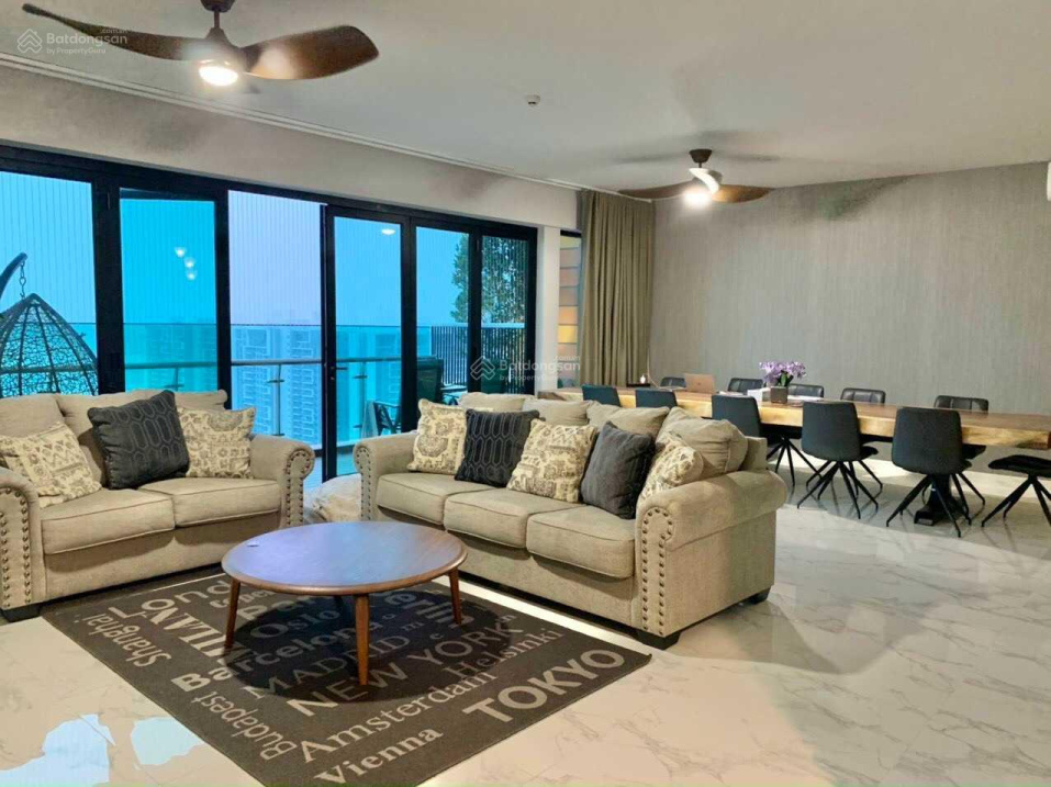 Chính Chủ Bán Gấp Ch 189M2, 4Pn Giá 9,6 Tỷ Tòa C3 Yên Hòa Parkview. Lh 0888 486 ***