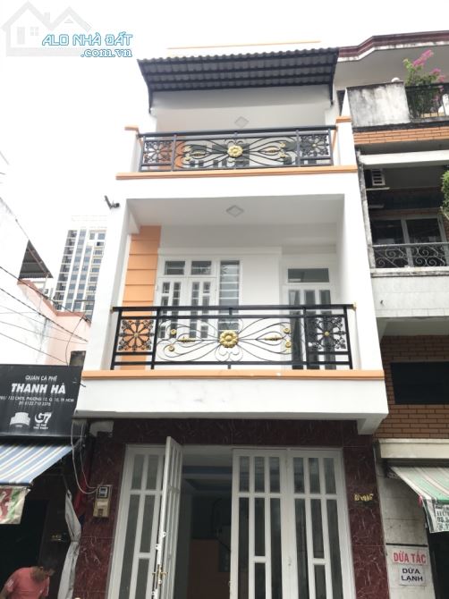 Cho Thuê Nhà Mt Đường Cmt8,Phường 10,Quận 3. Diện Tích:4X18M. Kết Cấu:1 Trệt, 5 Lầu.75Tr
