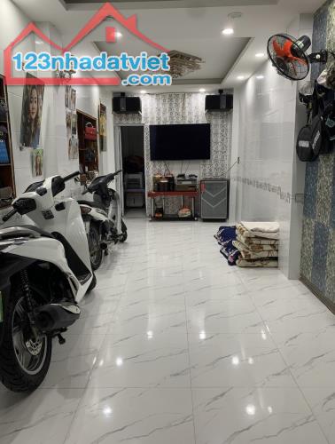 3639749 ảnh đại diện 1