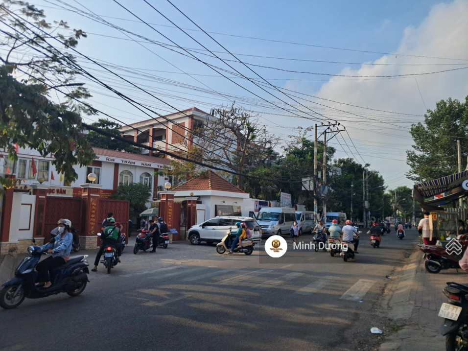 3670545 ảnh đại diện 2