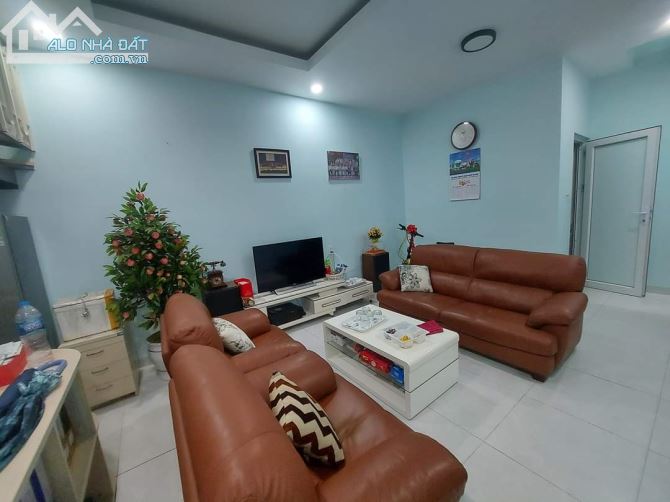 3677724 ảnh đại diện 1
