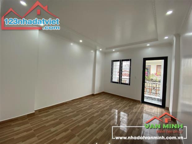 3685796 ảnh đại diện 2