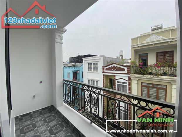3685796 ảnh đại diện 1