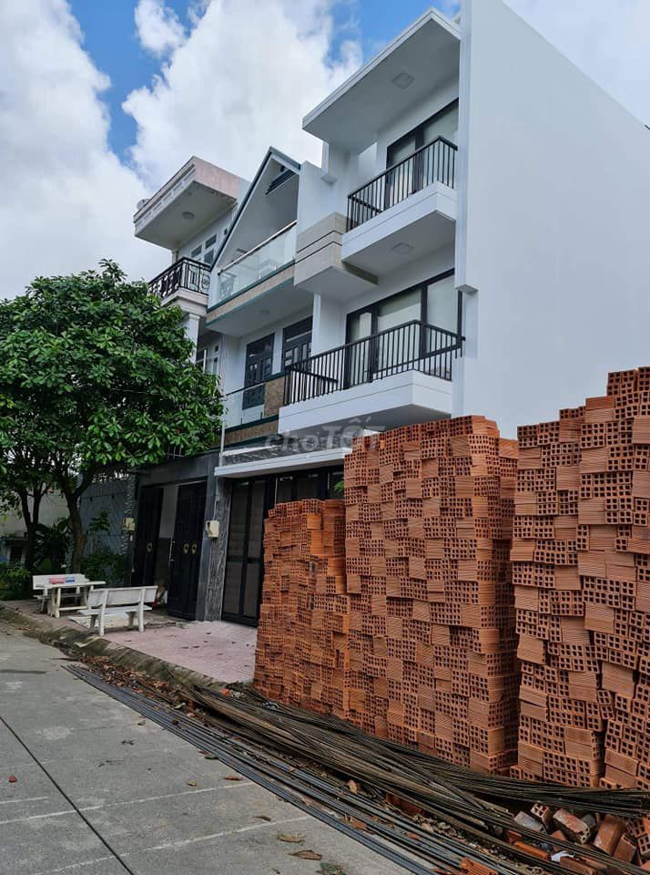 3684096 ảnh đại diện 1