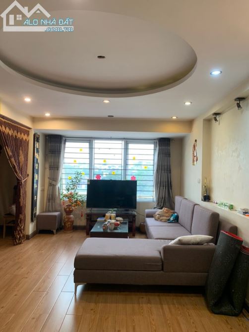3682842 ảnh đại diện 1