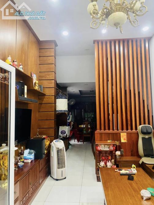3690483 ảnh đại diện 1