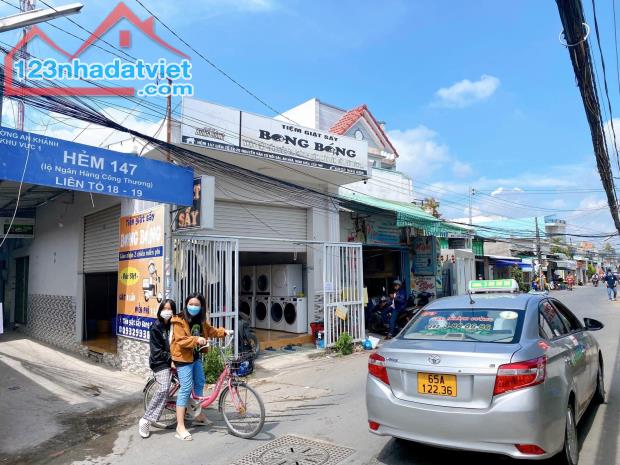 3698547 ảnh đại diện 1