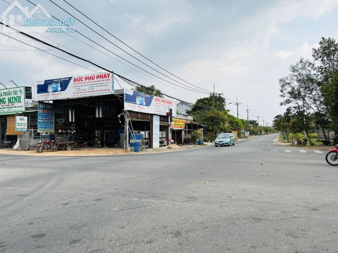 3700812 ảnh đại diện 2