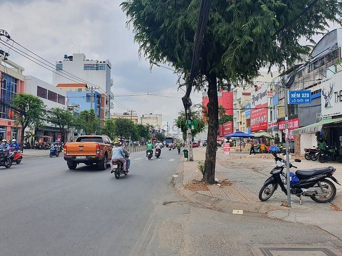 3711450 ảnh đại diện 2
