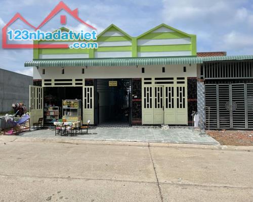 3711456 ảnh đại diện 1