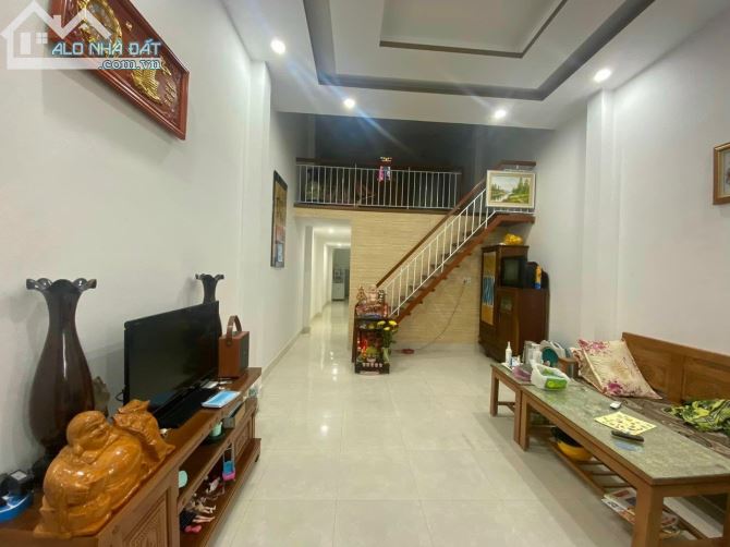 3708980 ảnh đại diện 1