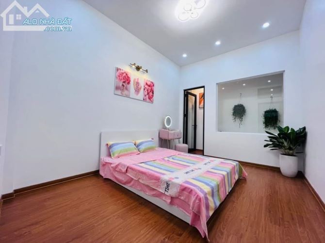 3709063 ảnh đại diện 1