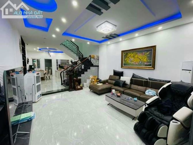 3716832 ảnh đại diện 1
