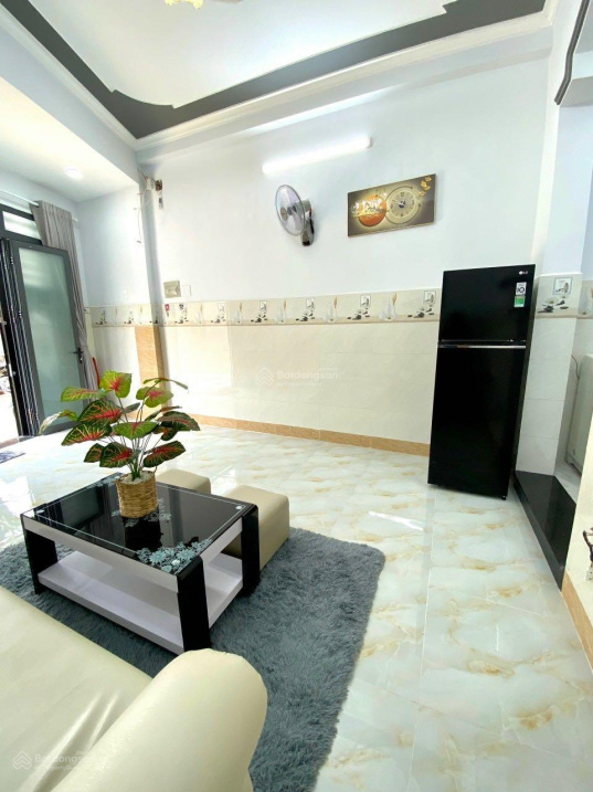 3718075 ảnh đại diện 2