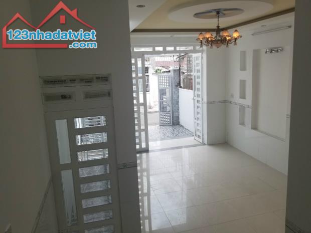 3740022 ảnh đại diện 2