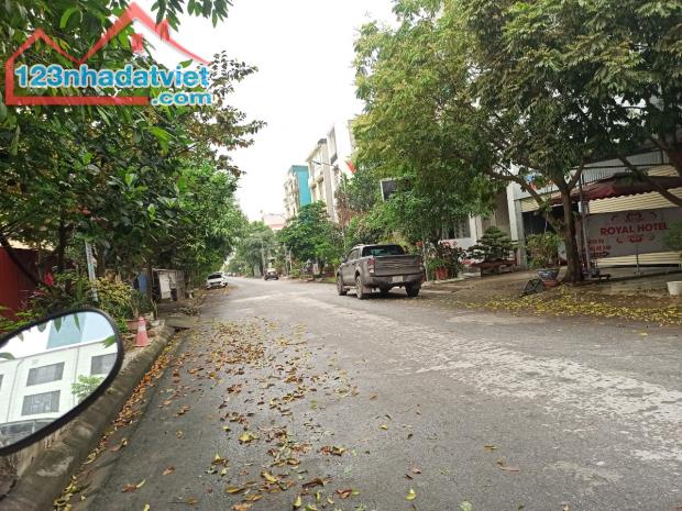 3737296 ảnh đại diện 2