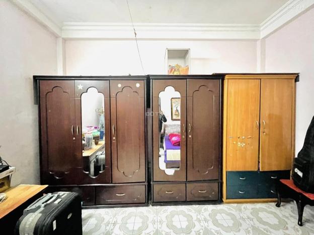 3734403 ảnh đại diện 2