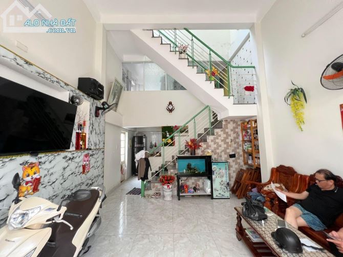 Nhà Đẹp 2 Tầng Thanh Khê Gần Hà Huy Tập - 1 Tỷ X