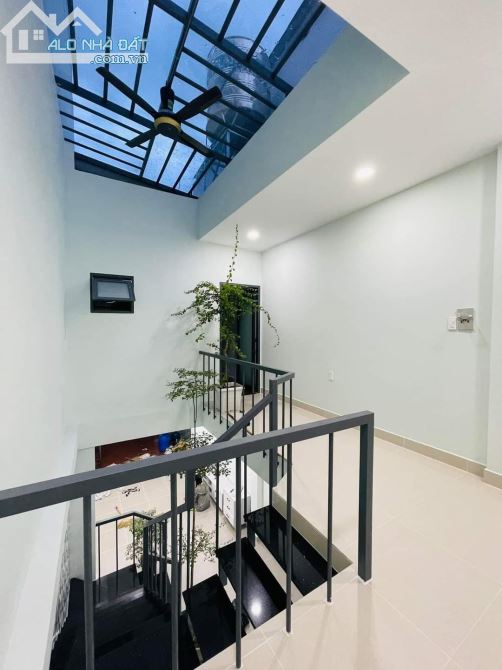 3748965 ảnh đại diện 2