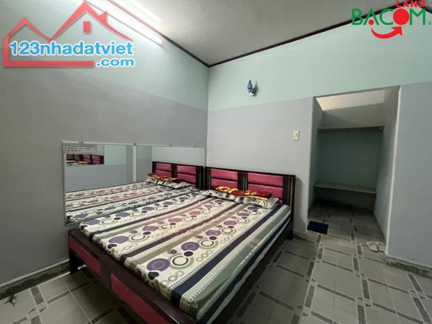 3743495 ảnh đại diện 1