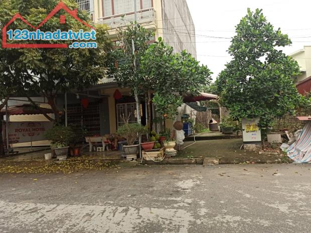 3737296 ảnh đại diện 1