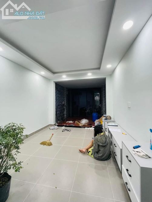 3748978 ảnh đại diện 1