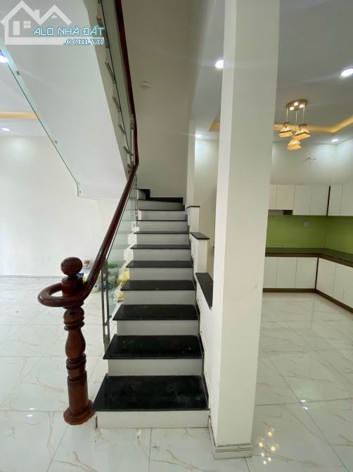 3758063 ảnh đại diện 1