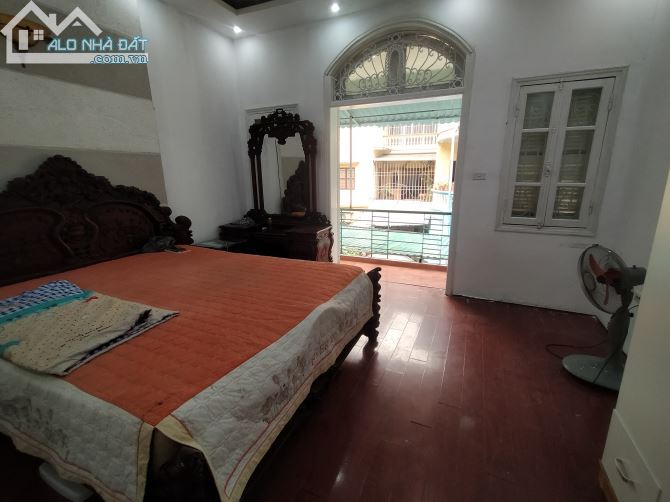 3754165 ảnh đại diện 2